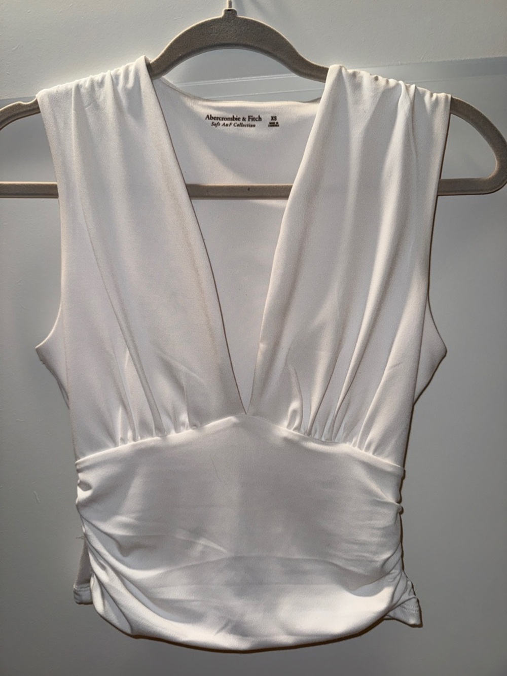 Abercrombie & Fitch White Deep V-Sleeveless Blouse